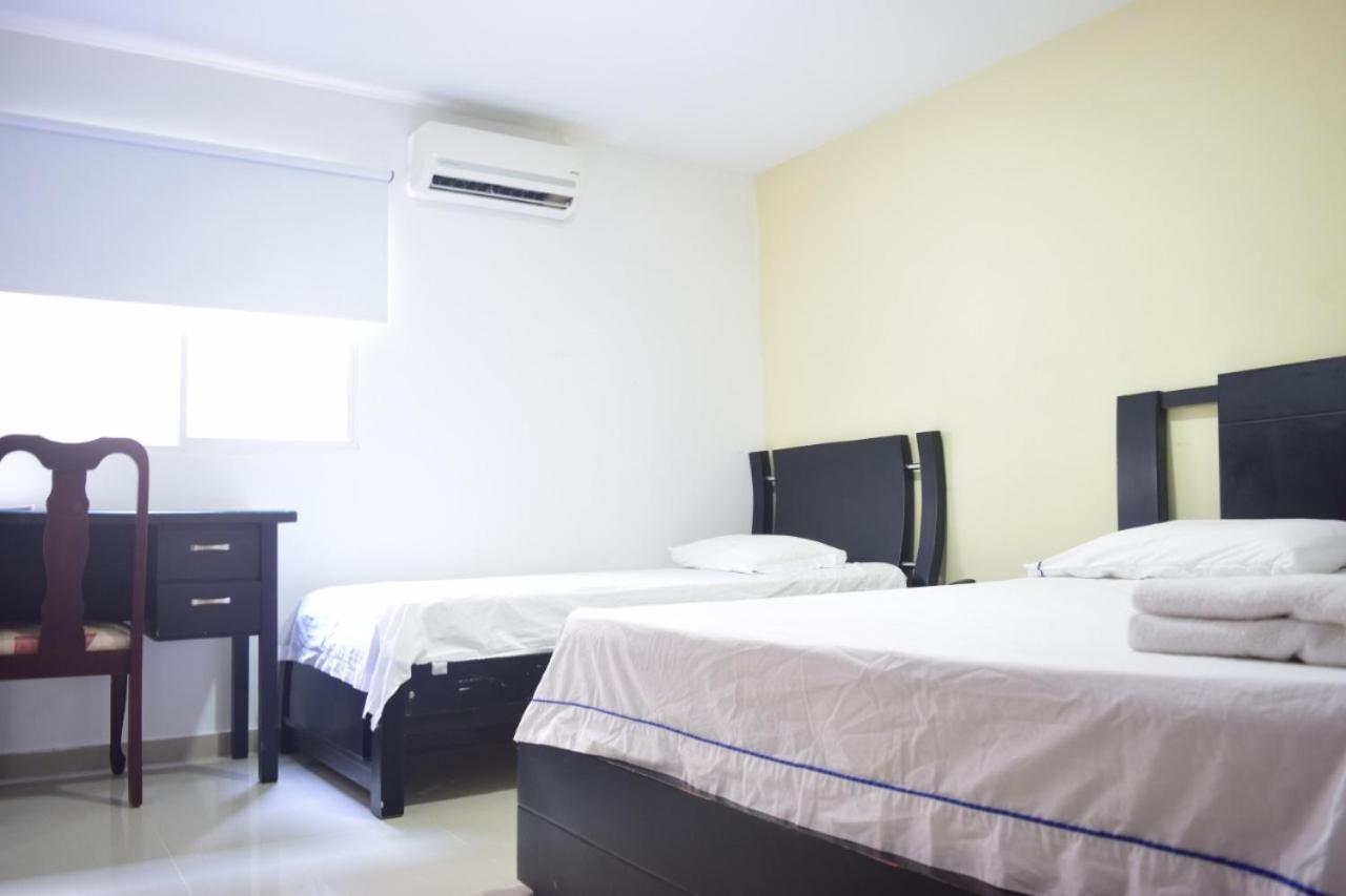 Hotel Intersuites Barranquilla  Exterior photo